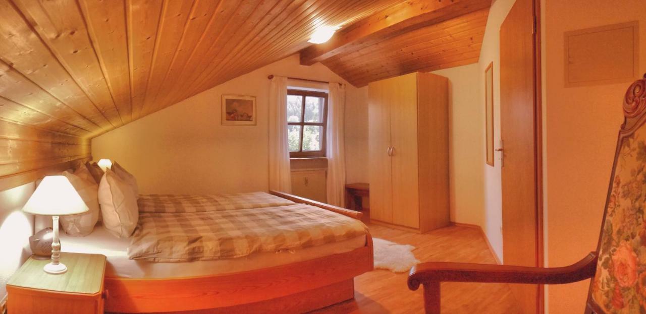 Ferienwohnung Franzi Garmisch-Partenkirchen Bagian luar foto